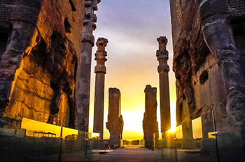 تاریخچه آجر دوره هخامنشی و  دوره سلجوقیان